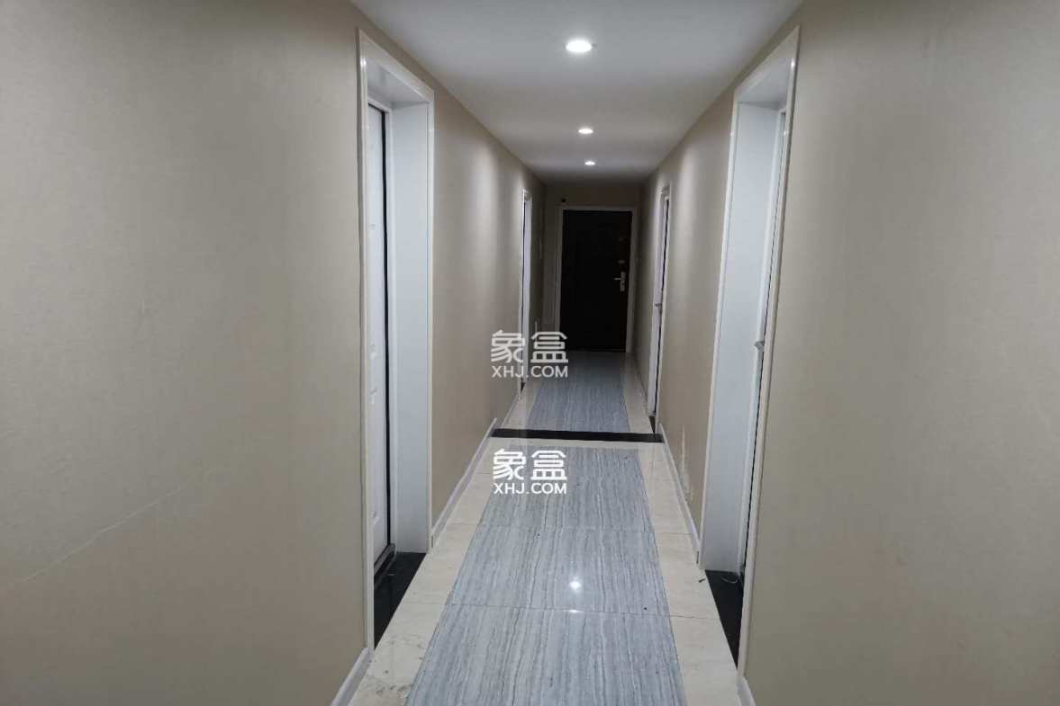 嘉盛华庭(一期、二期、三期) 1室1厅1卫 1300.0元/月 嘉盛华庭(一期、二期、三期) 1室1厅1卫 1300.0元/月室内图