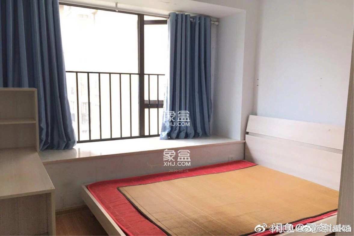 华润凤凰城三期  3室2厅1卫    2200.0元/月 华润凤凰城三期  3室2厅1卫    2200.0元/月室内图