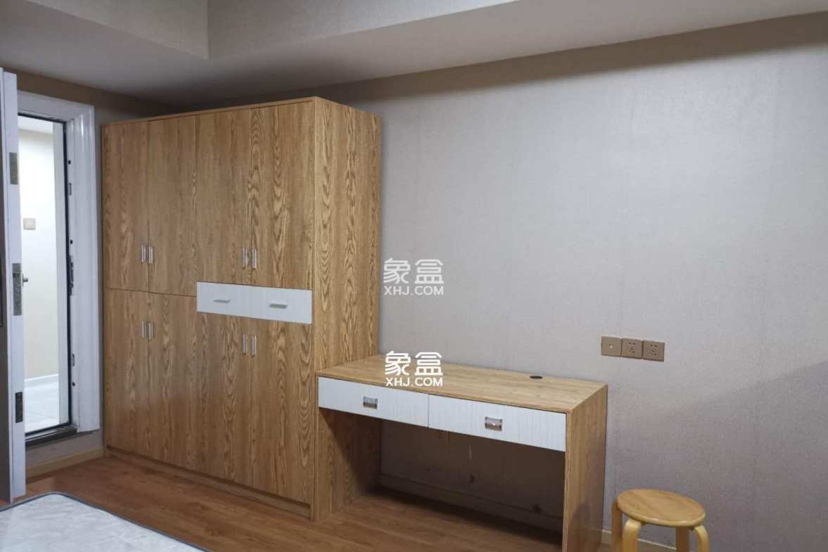 嘉盛华庭(一期、二期、三期) 1室1厅1卫 1300.0元/月 嘉盛华庭(一期、二期、三期) 1室1厅1卫 1300.0元/月室内图