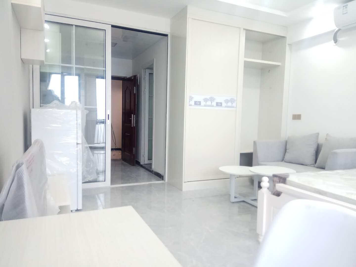 荣泰广场  1室1厅1卫    1500.0元/月室内图