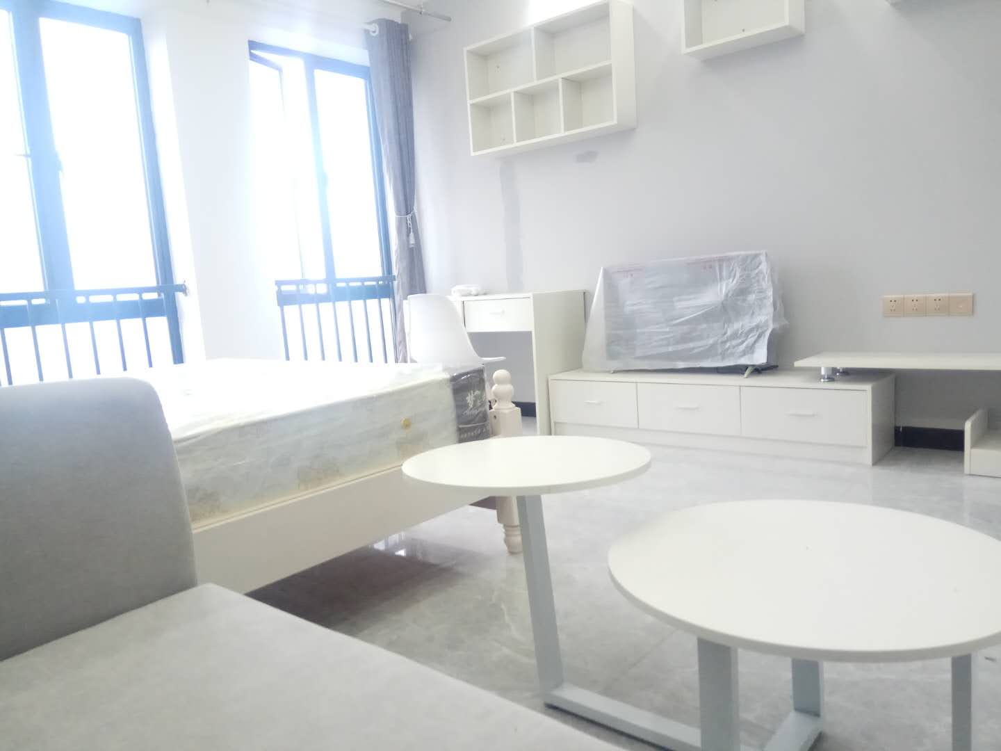 荣泰广场  1室1厅1卫    1500.0元/月室内图1