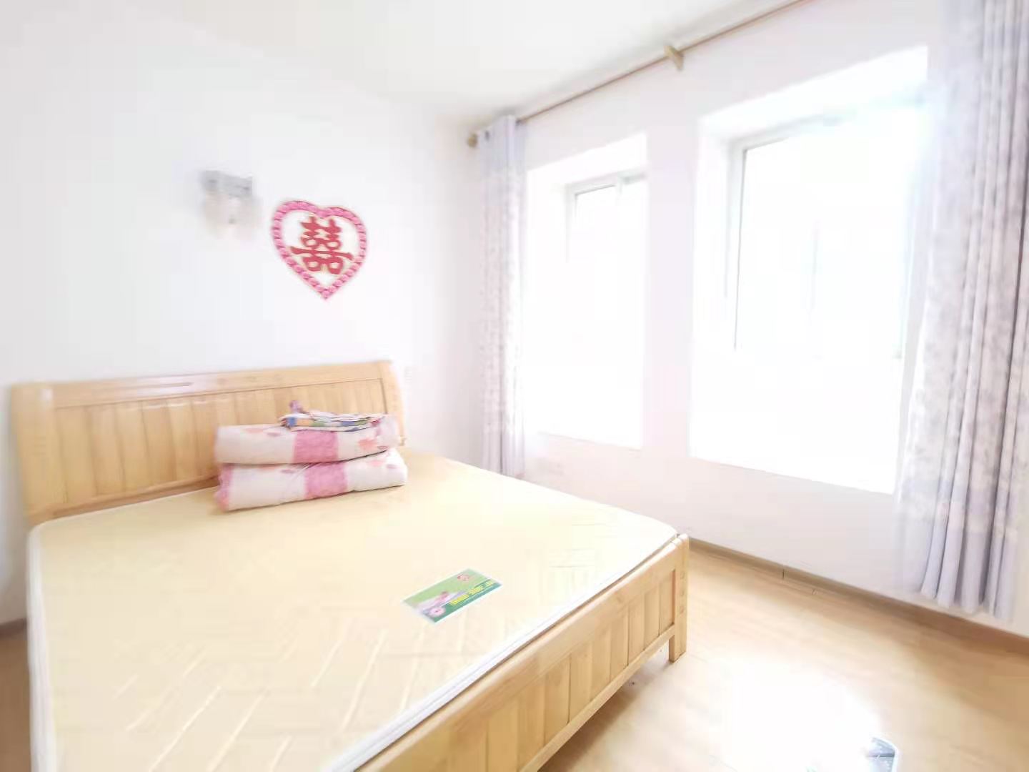 爱琴海岸  2室2厅1卫    1750.0元/月室内图