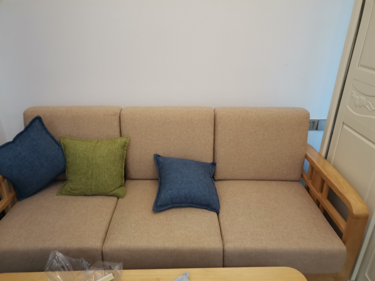 裕天国际商汇中心 1室1厅1卫 1500.0元/月 裕天国际商汇中心 1室1厅1卫 1500.0元/月室内图