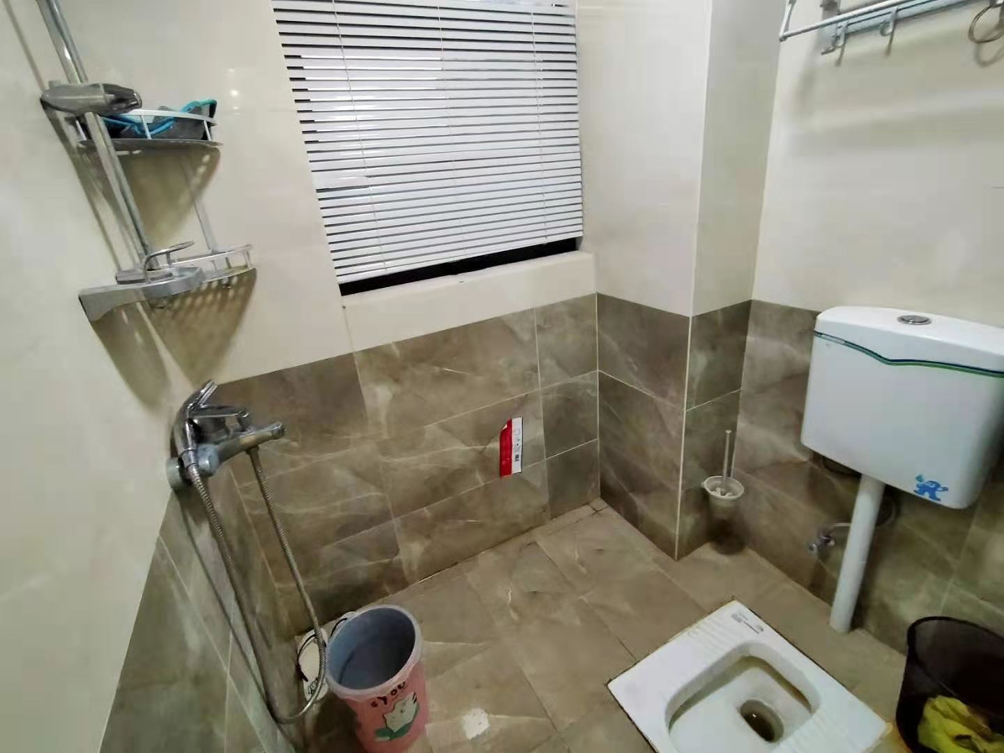 慢步江湾 2室2厅1卫 2500.0元/月 慢步江湾 2室2厅1卫 2500.0元/月室内图