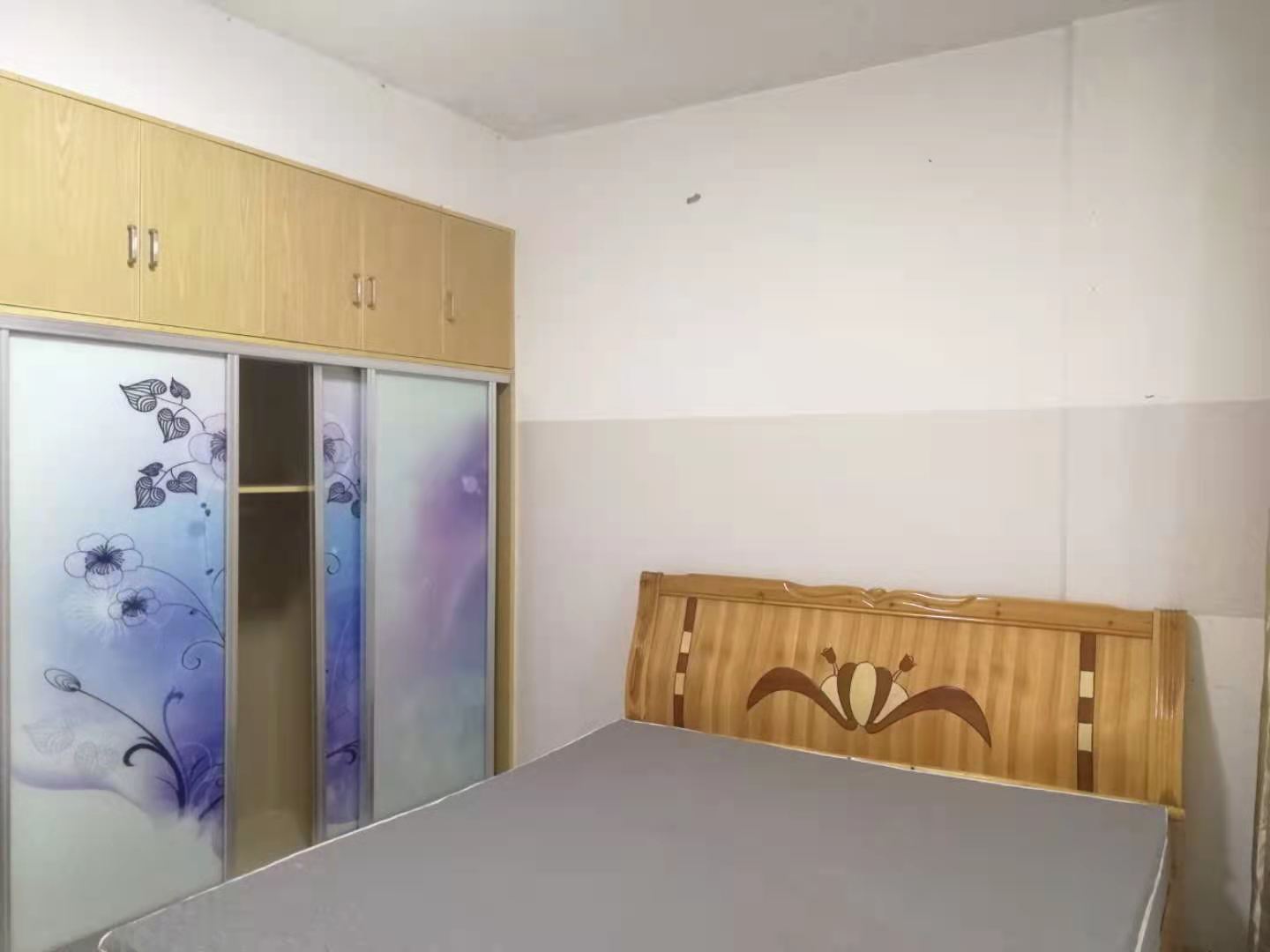 开源鑫景  1室1厅1卫    1300.0元/月室内图