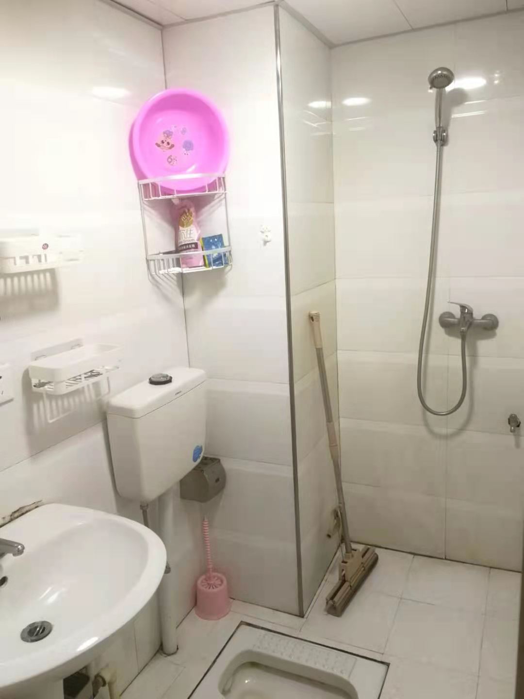 开源鑫景  1室1厅1卫    1300.0元/月室内图