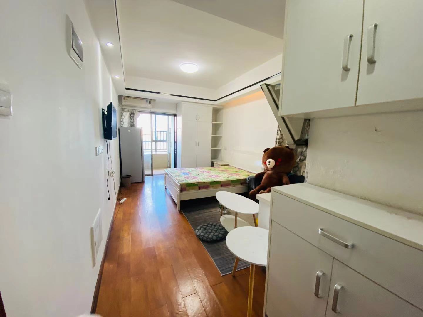 长盛上东区  1室1厅1卫    1600.0元/月 长盛上东区  1室1厅1卫    1600.0元/月室内图