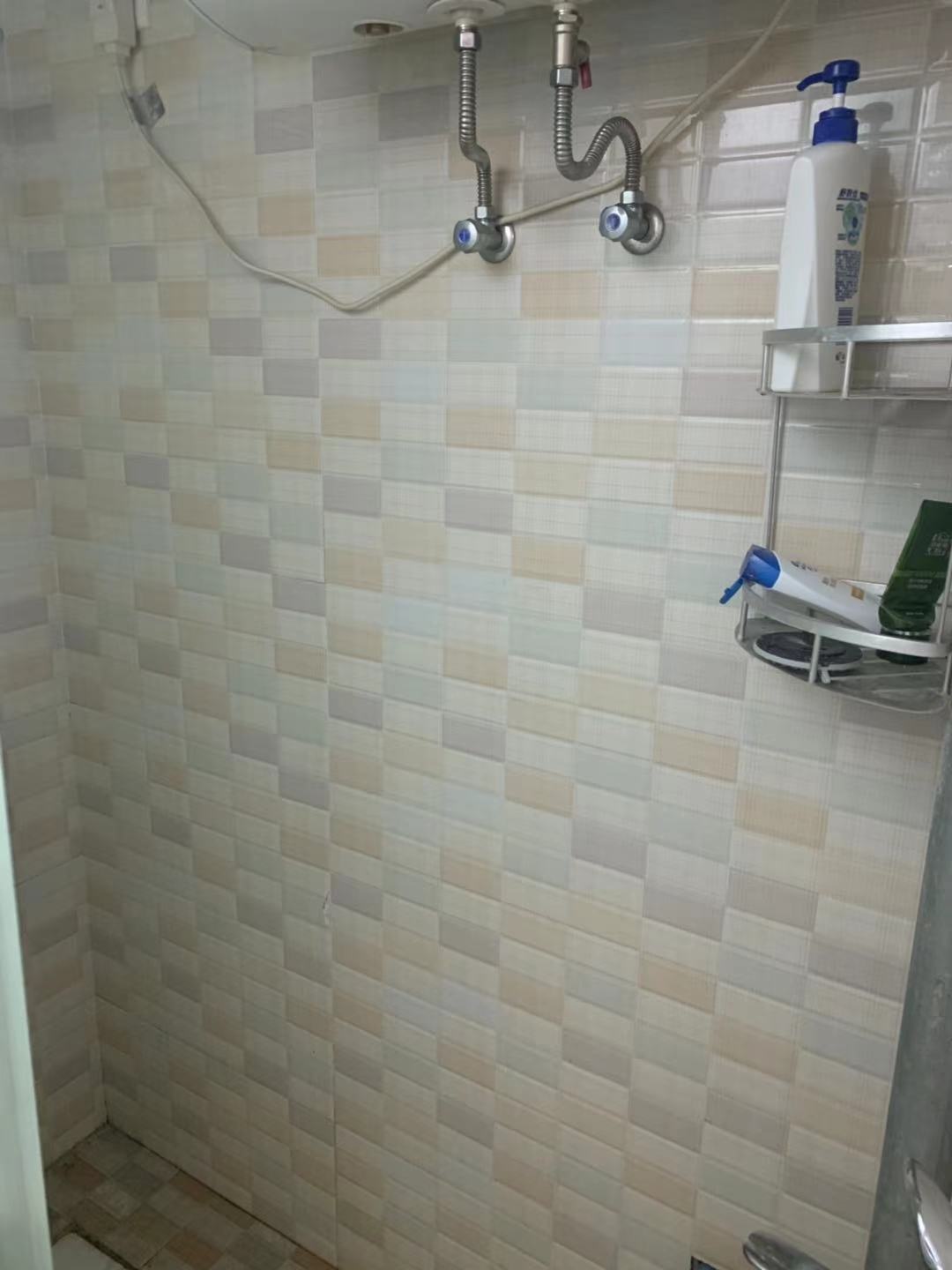 达美D6区 1室1厅1卫 1600.0元/月 达美D6区 1室1厅1卫 1600.0元/月室内图