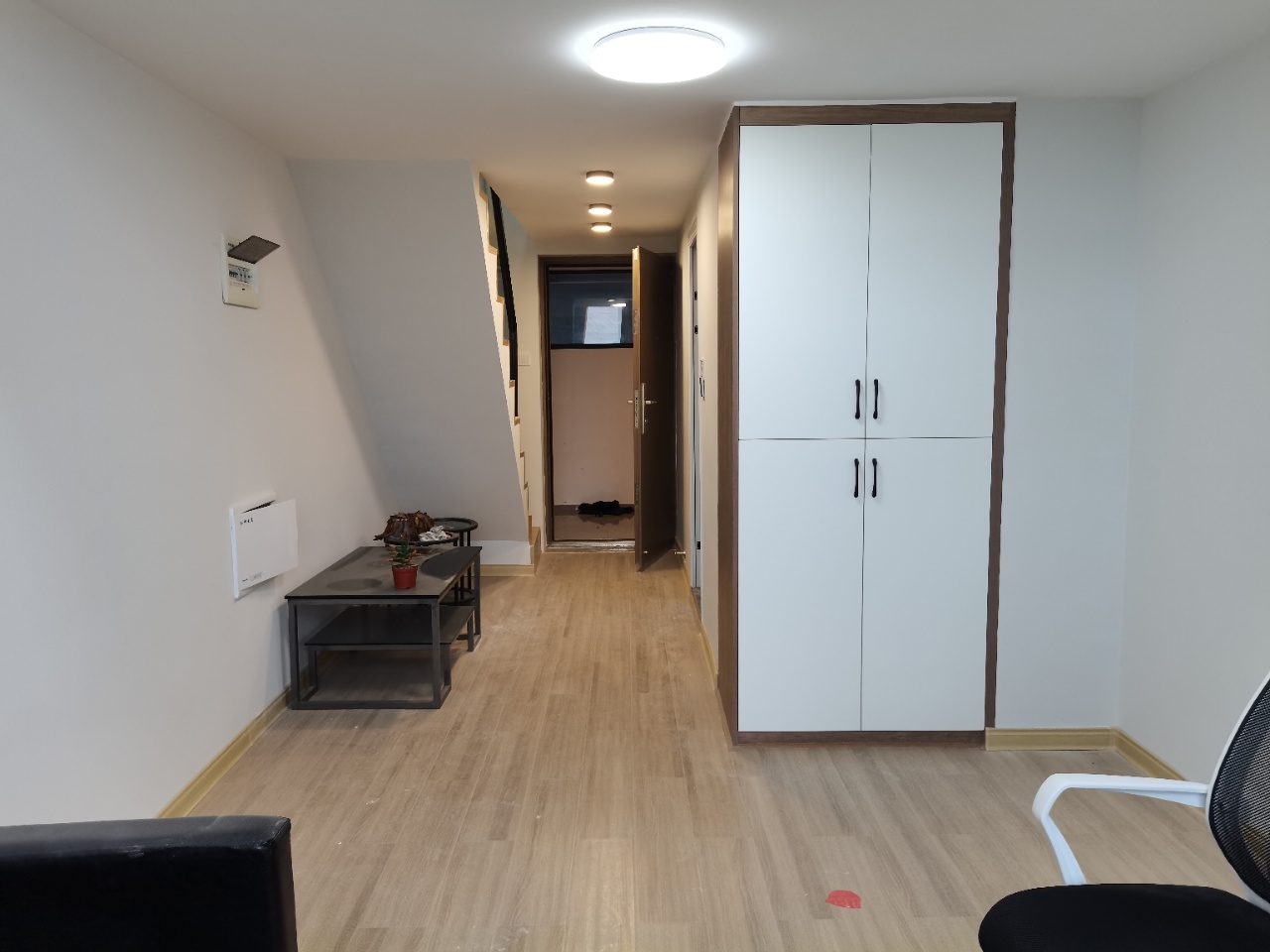 弘坤云寓  1室1厅1卫    2300.0元/月室内图