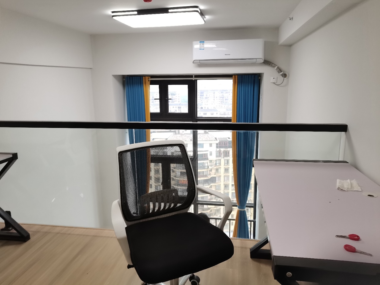 弘坤云寓 1室1厅1卫 2300.0元/月 弘坤云寓 1室1厅1卫 2300.0元/月室内图