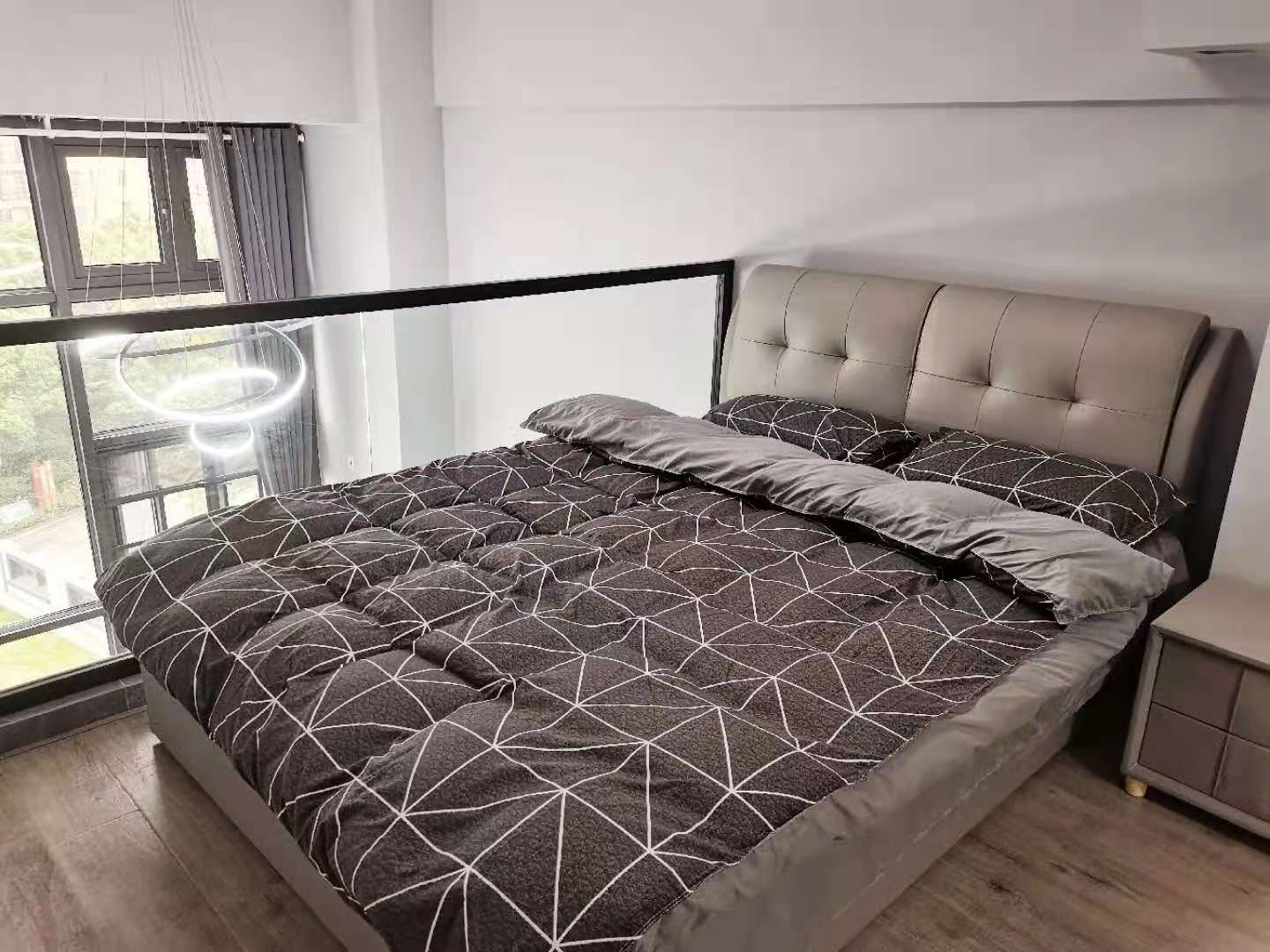 弘坤云寓  1室1厅1卫    2800.0元/月室内图