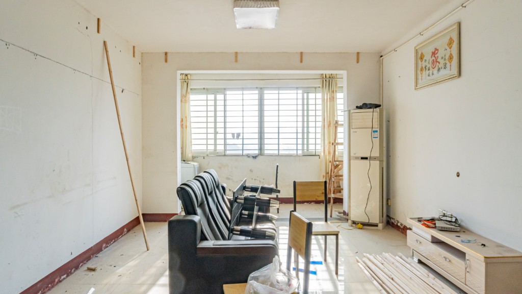 万城国际 2室2厅1卫 51.8万 万城国际 2室2厅1卫 51.8万客厅