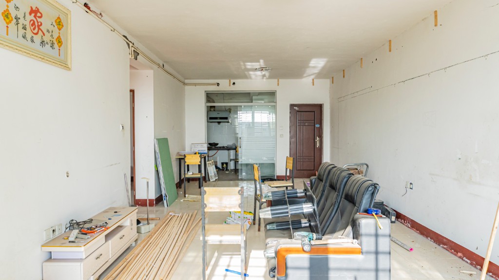 万城国际 2室2厅1卫 51.8万 万城国际 2室2厅1卫 51.8万客厅