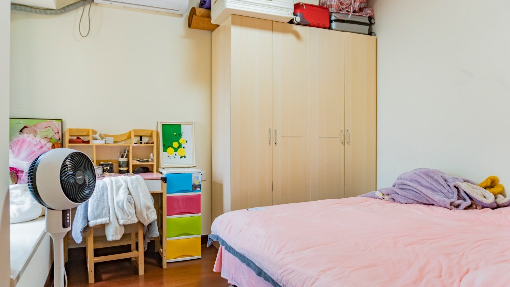 恒大绿洲 2室2厅1卫 56.8万 恒大绿洲 2室2厅1卫 56.8万客厅