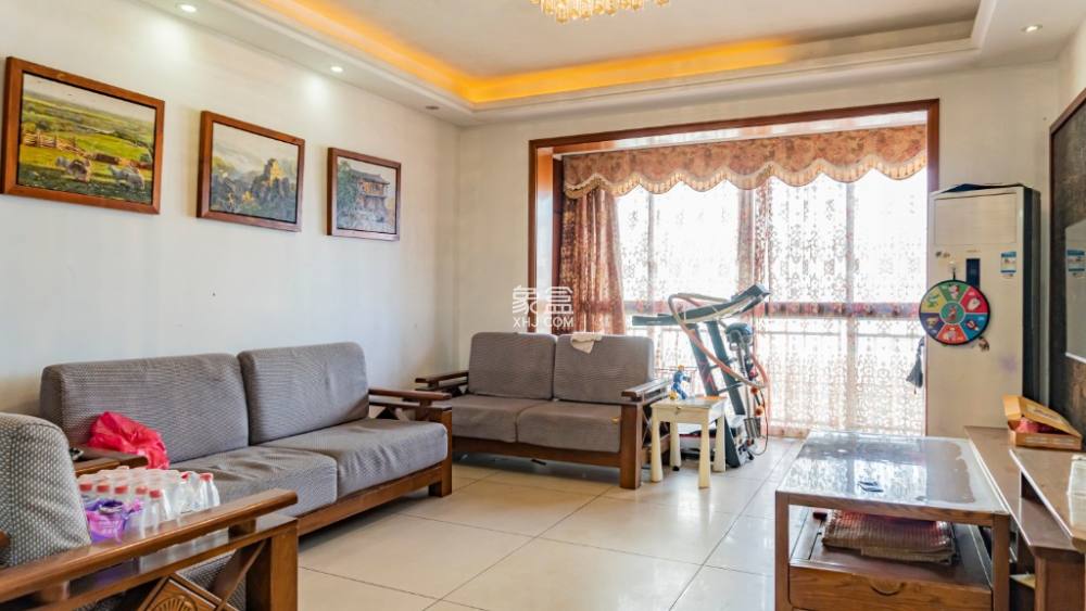 云顶上品  3室2厅1卫   63.80万