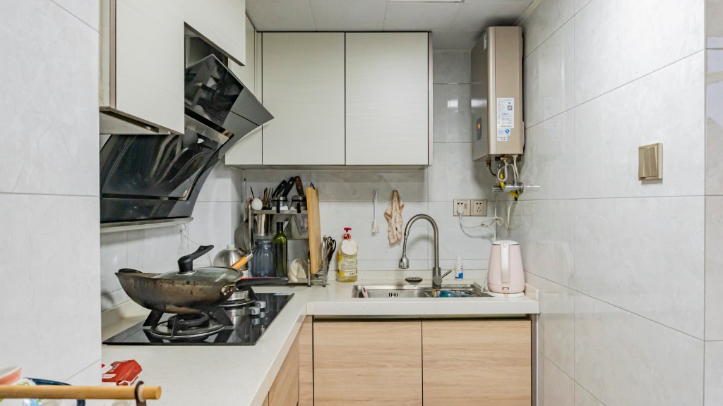 香格里拉  1室1厅1卫   45.80万 香格里拉  1室1厅1卫   45.80万客厅