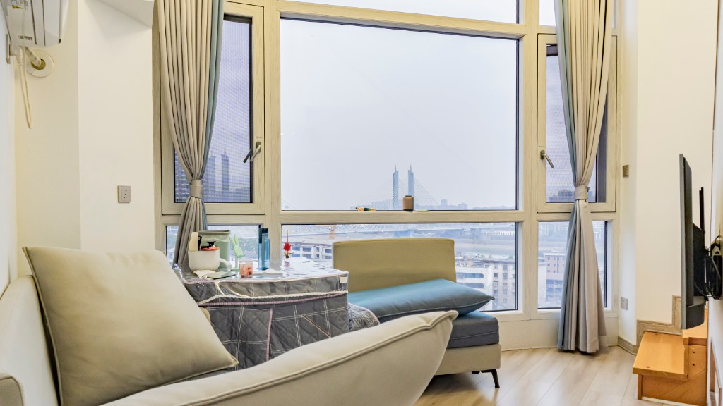 香格里拉  1室1厅1卫   45.80万 香格里拉  1室1厅1卫   45.80万客厅