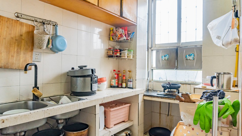 龙洲路散盘 2室2厅1卫 13.8万 龙洲路散盘 2室2厅1卫 13.8万客厅