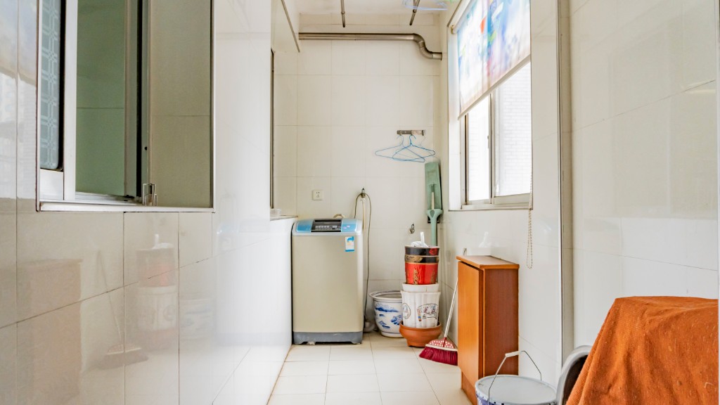 昌富城上城  3室2厅2卫   55.00万 昌富城上城  3室2厅2卫   55.00万客厅