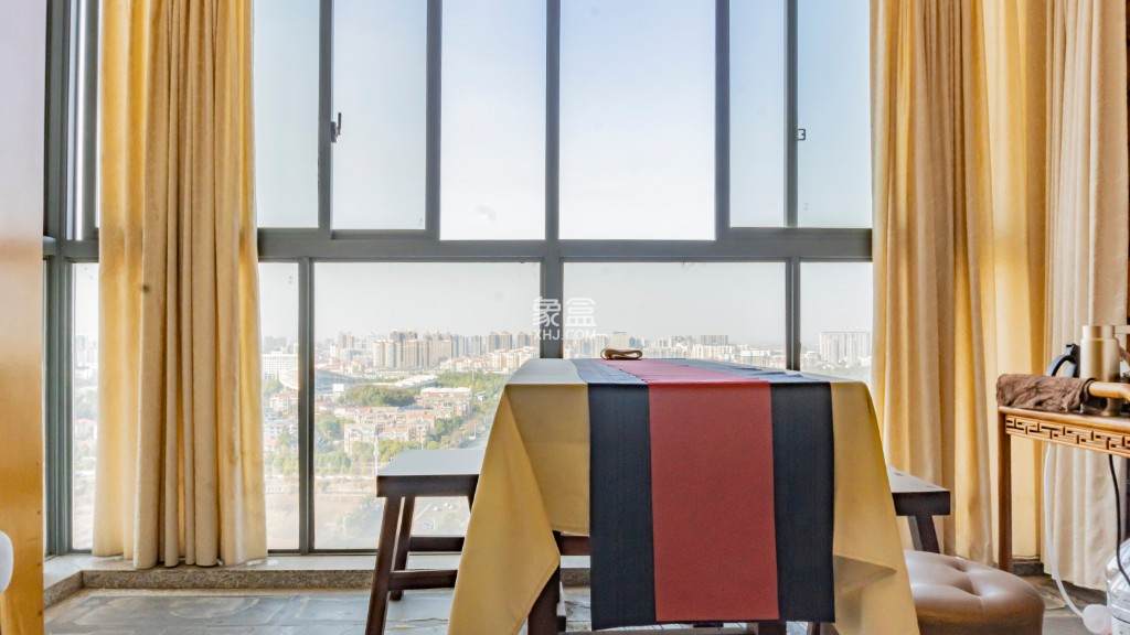 梓山湖领御  1室1厅1卫   38.00万 梓山湖领御  1室1厅1卫   38.00万客厅