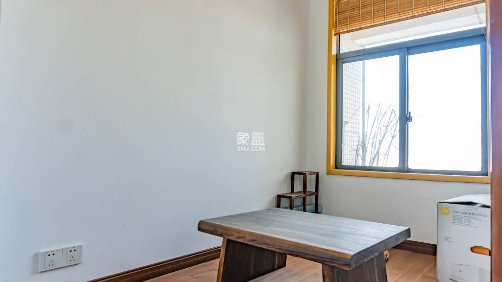 梓山湖领御  1室1厅1卫   38.00万 梓山湖领御  1室1厅1卫   38.00万客厅