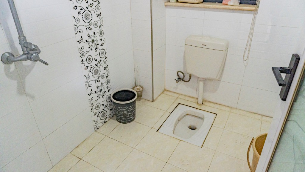 银海御苑 2室1厅1卫 48.00万 银海御苑 2室1厅1卫 48.00万客厅