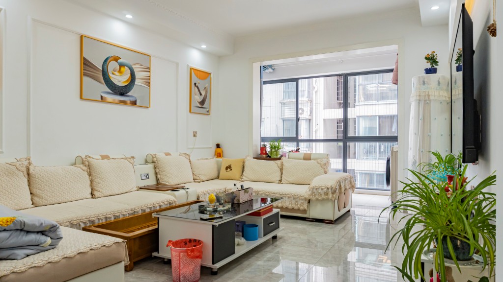 资江明珠 2室2厅1卫 60.0万 资江明珠 2室2厅1卫 60.0万客厅