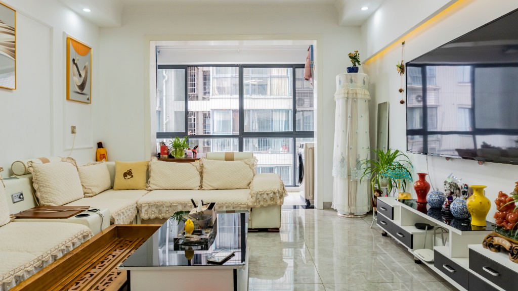 资江明珠 2室2厅1卫 60.0万 资江明珠 2室2厅1卫 60.0万客厅