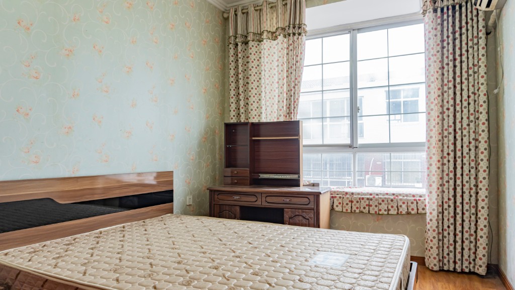 卧龙港  3室2厅2卫    53.0万 卧龙港  3室2厅2卫    53.0万客厅