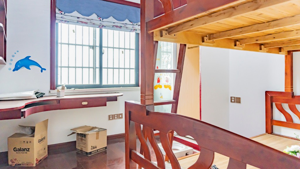 上城世家 3室2厅2卫 92.00万 上城世家 3室2厅2卫 92.00万客厅