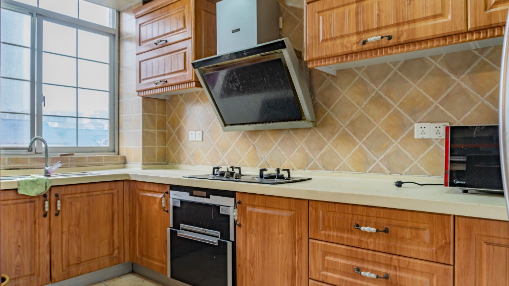 卧龙港  3室2厅2卫    53.0万 卧龙港  3室2厅2卫    53.0万客厅