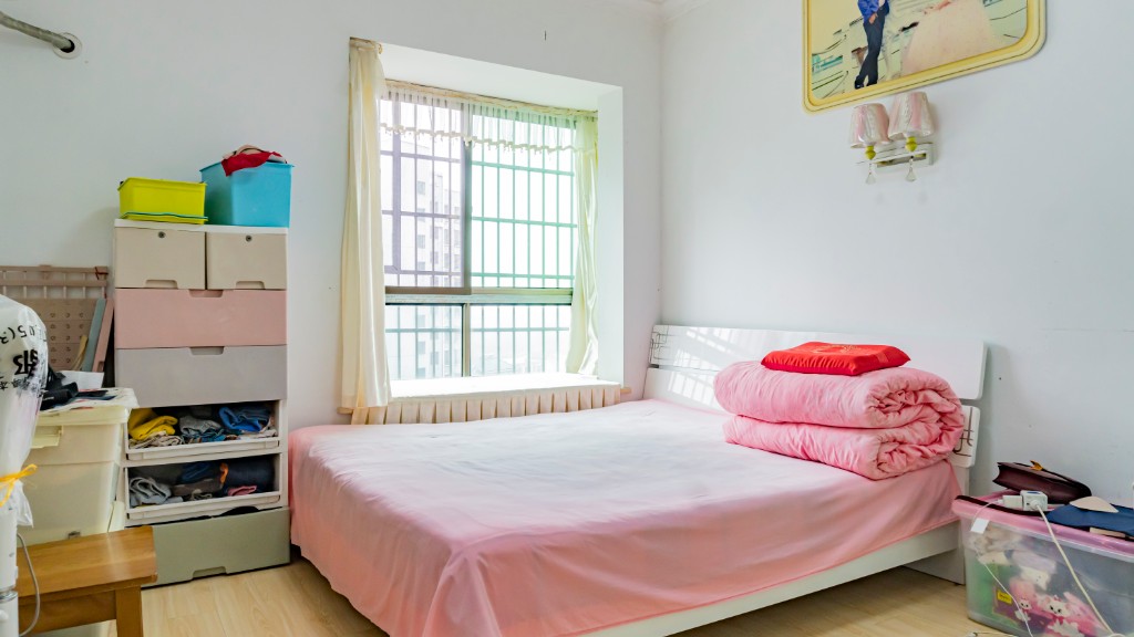 国色天香 2室2厅1卫 43.80万 国色天香 2室2厅1卫 43.80万客厅