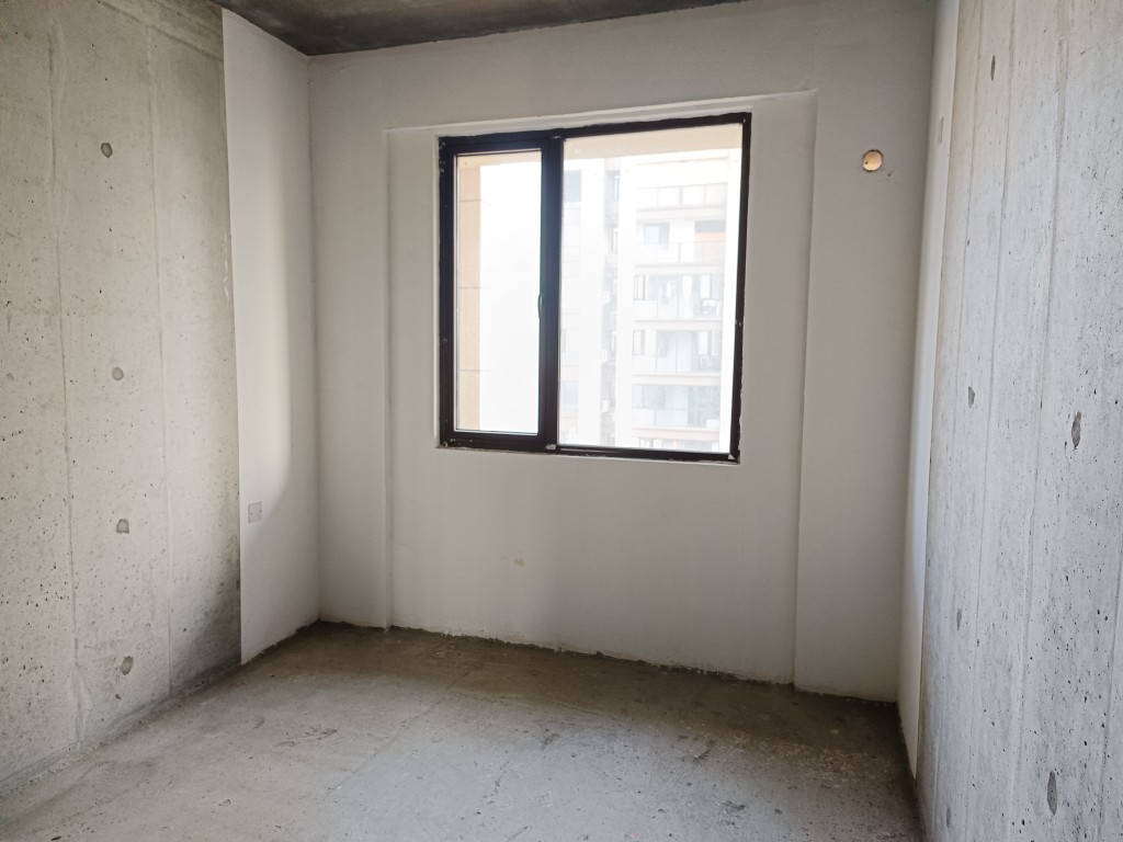 德大揽胜 3室2厅2卫 55.80万 德大揽胜 3室2厅2卫 55.80万客厅