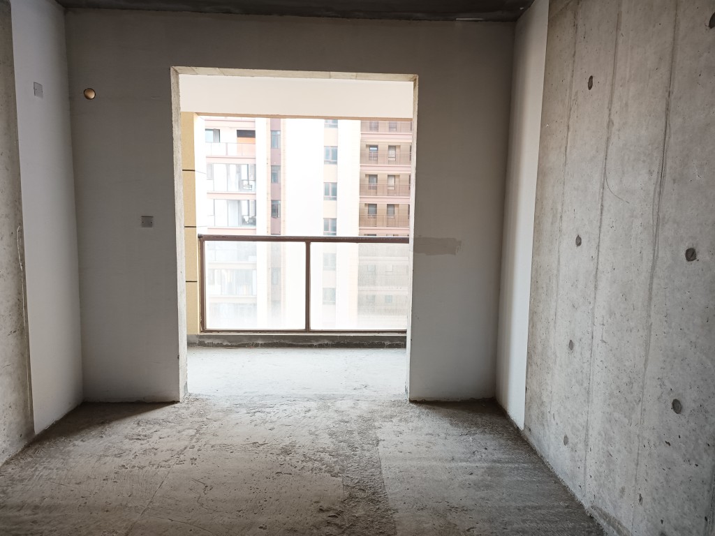 德大揽胜 3室2厅2卫 55.80万 德大揽胜 3室2厅2卫 55.80万客厅