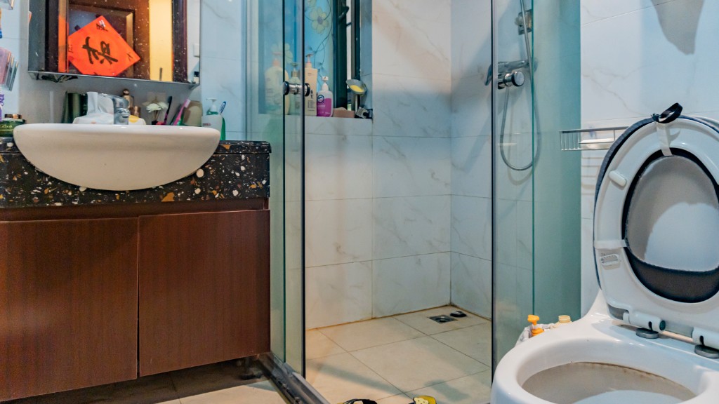 恒大绿洲  3室2厅2卫   84.80万 恒大绿洲  3室2厅2卫   84.80万客厅