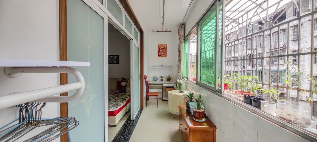 桃花仑办事处桃花仑社区  3室2厅1卫   46.80万 桃花仑办事处桃花仑社区  3室2厅1卫   46.80万客厅