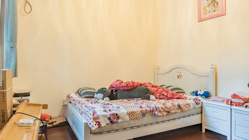 恒大绿洲  3室2厅2卫   84.80万 恒大绿洲  3室2厅2卫   84.80万客厅