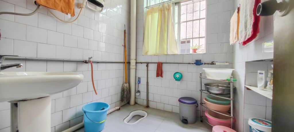 桃花仑办事处桃花仑社区  3室2厅1卫   46.80万 桃花仑办事处桃花仑社区  3室2厅1卫   46.80万客厅