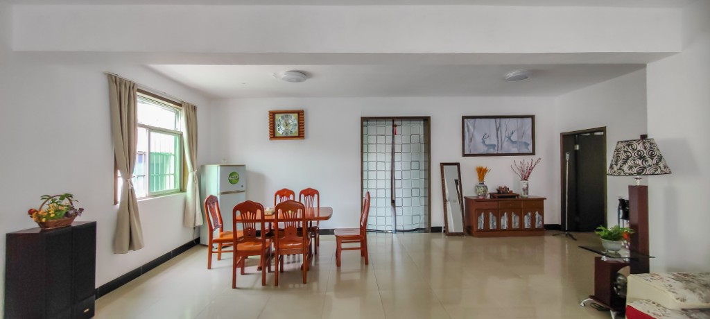 桃花仑办事处桃花仑社区  3室2厅1卫   46.80万 桃花仑办事处桃花仑社区  3室2厅1卫   46.80万客厅