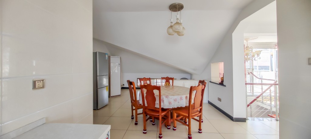 幸福里  3室2厅2卫    61.8万 幸福里  3室2厅2卫    61.8万客厅