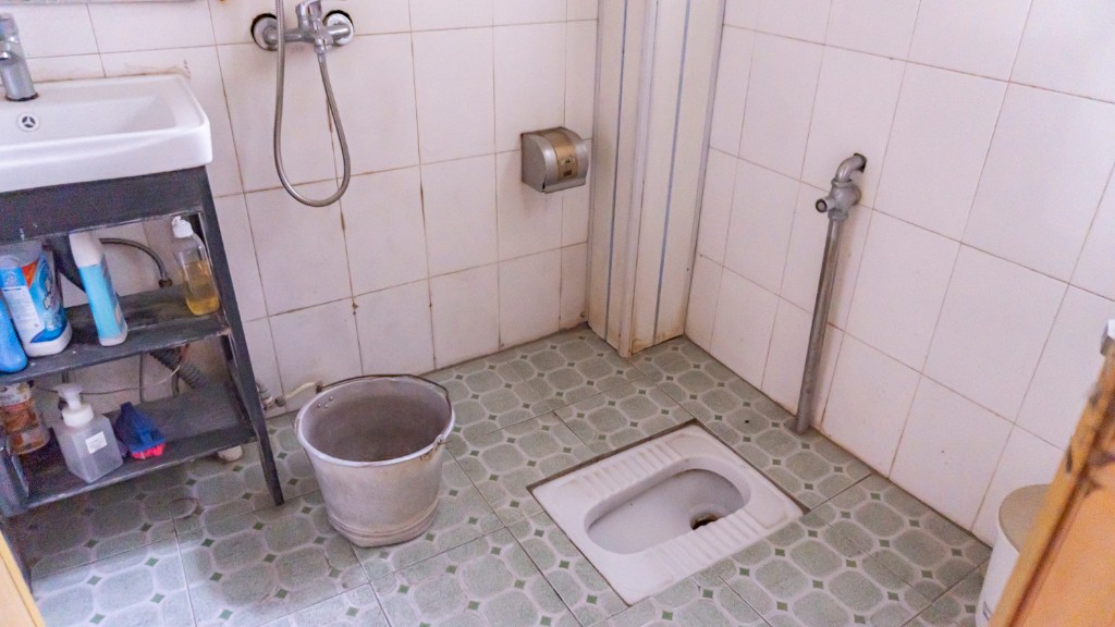 马良小区 3室2厅2卫 36.00万 马良小区 3室2厅2卫 36.00万客厅