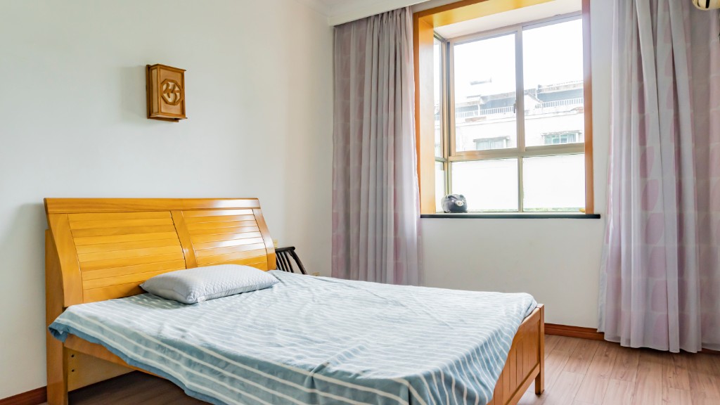 梓怡华盛家园  4室2厅2卫   53.80万 梓怡华盛家园  4室2厅2卫   53.80万客厅