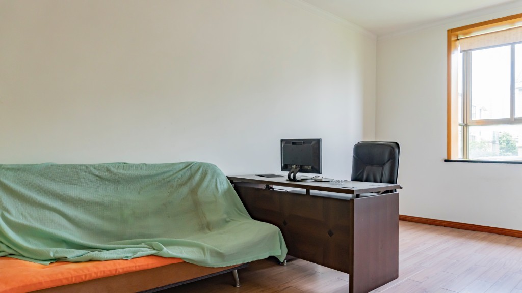 梓怡华盛家园  4室2厅2卫   53.80万 梓怡华盛家园  4室2厅2卫   53.80万客厅