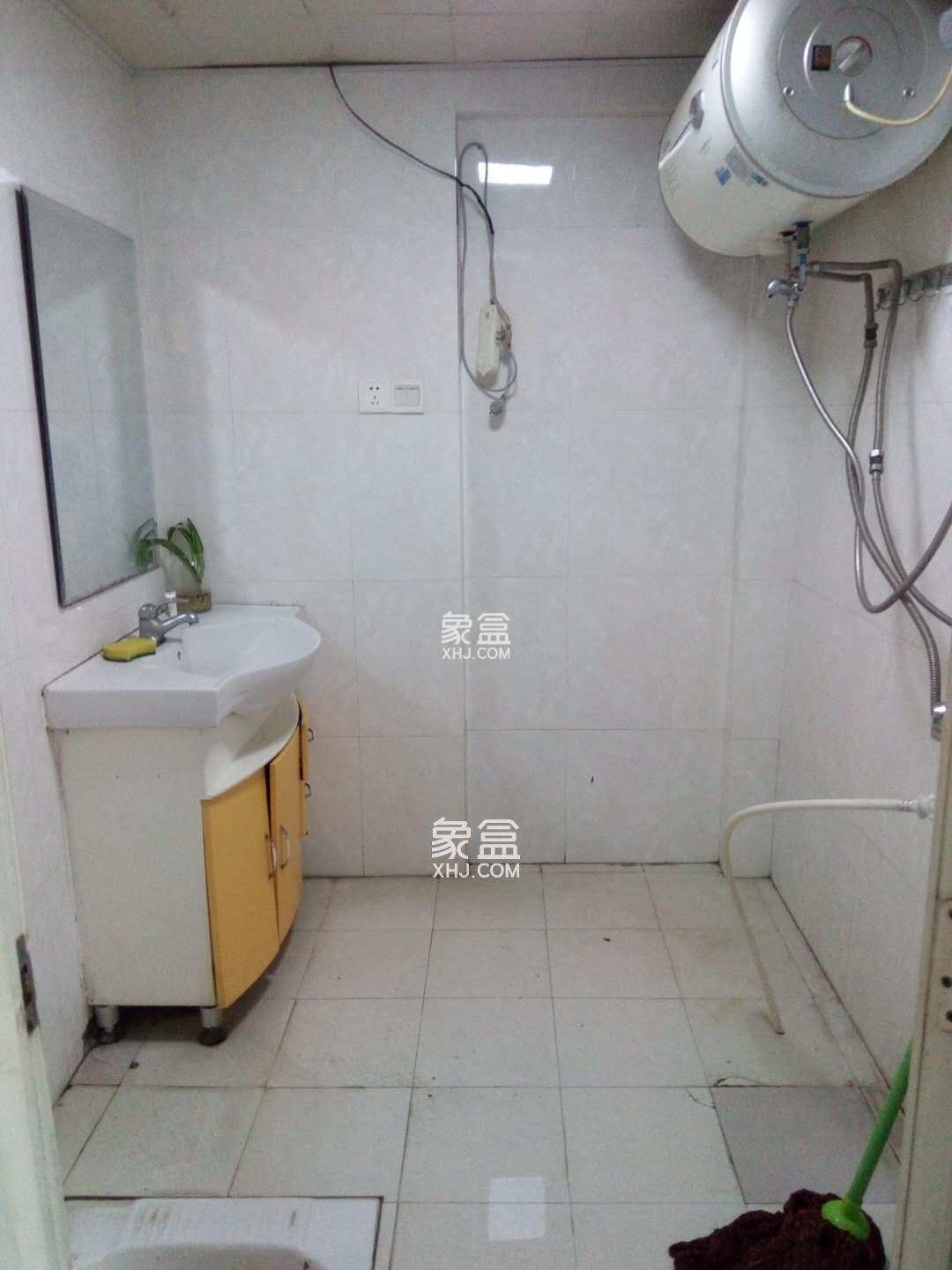 格蓝康都  4室2厅1卫    3500.0元/月 格蓝康都  4室2厅1卫    3500.0元/月室内图