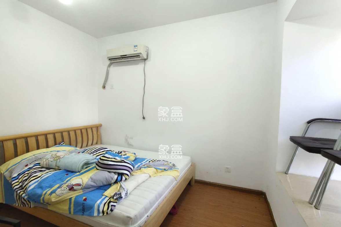 上河国际C区  3室2厅1卫    3000.0元/月 上河国际C区  3室2厅1卫    3000.0元/月室内图