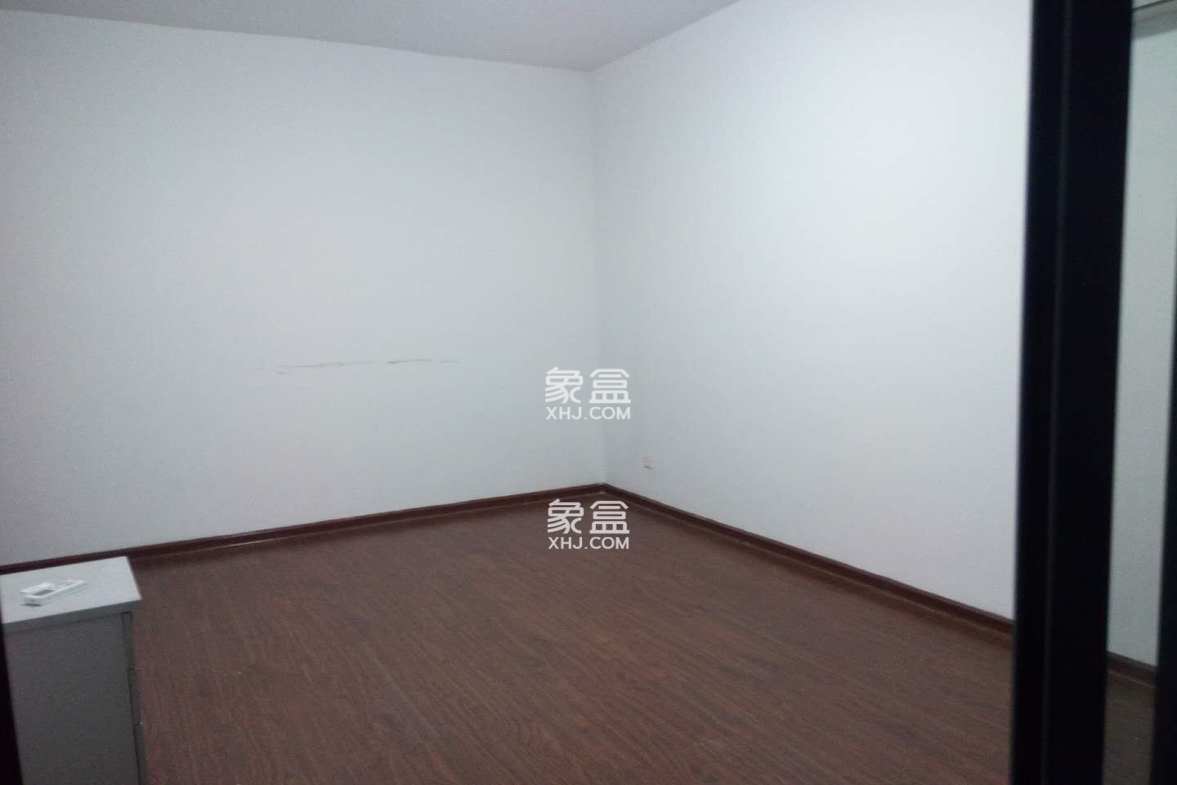 格蓝康都  4室2厅1卫    3500.0元/月 格蓝康都  4室2厅1卫    3500.0元/月室内图