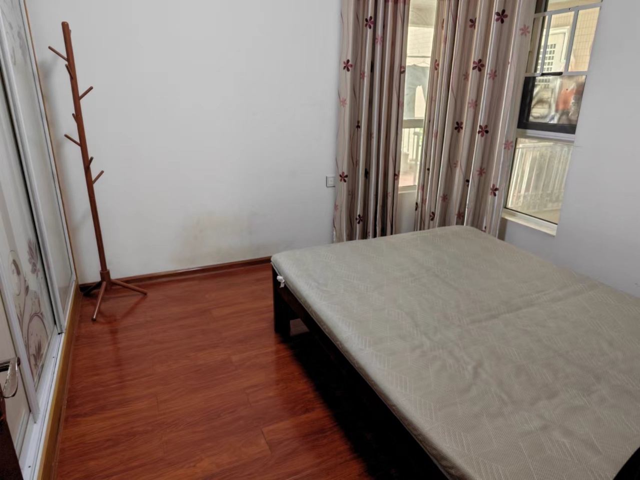 凯乐国际城  2室2厅1卫    2400.0元/月 凯乐国际城  2室2厅1卫    2400.0元/月户型图