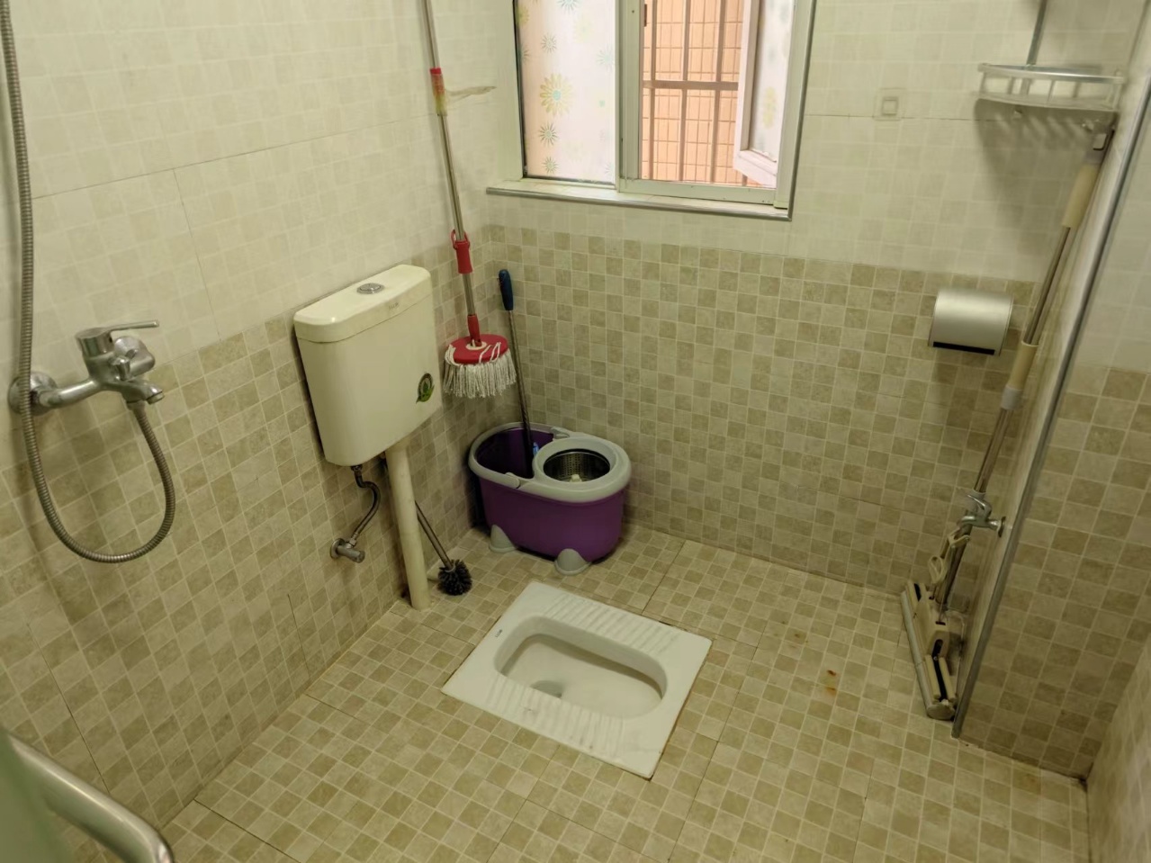 凯乐国际城  2室2厅1卫    2400.0元/月 凯乐国际城  2室2厅1卫    2400.0元/月户型图