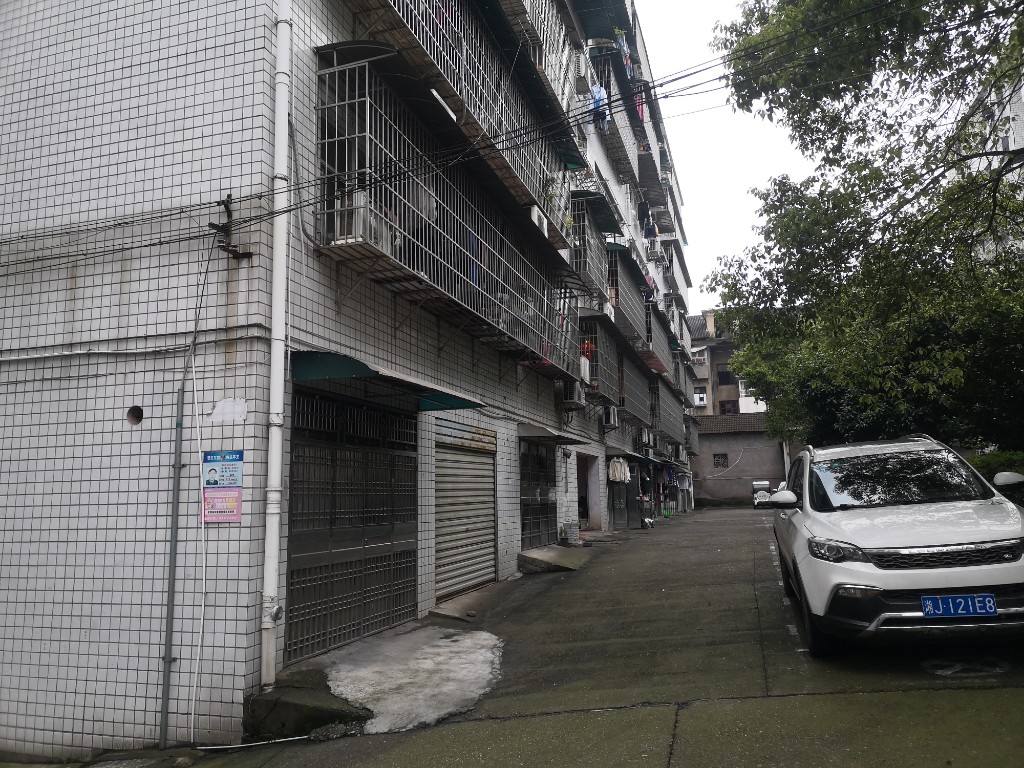 桃源临江花园小区  3室2厅1卫   55.80万小区图