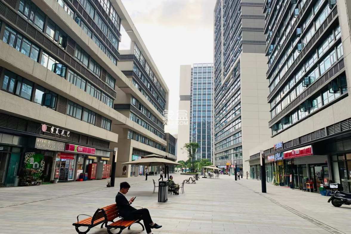 富力新天地一二期 1室1厅1卫 1750.00元/月 富力新天地一二期 1室1厅1卫 1750.00元/月小区图